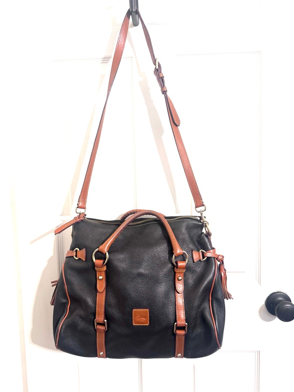 Dooney & Bourke Large Black Leather Satchel with Brown Trim - Picture 3 of 12
